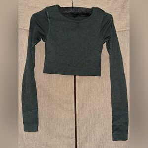 Lululemon size 2 olive green cropped compressive long sleeve.